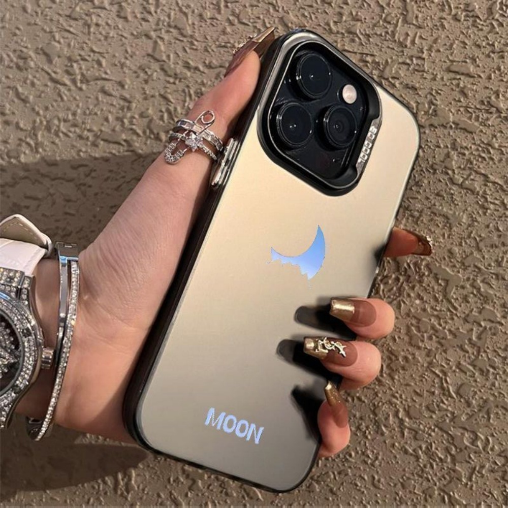 Telefoonhoesje achterkant met  - Apple Iphone 15 recensie en prijs